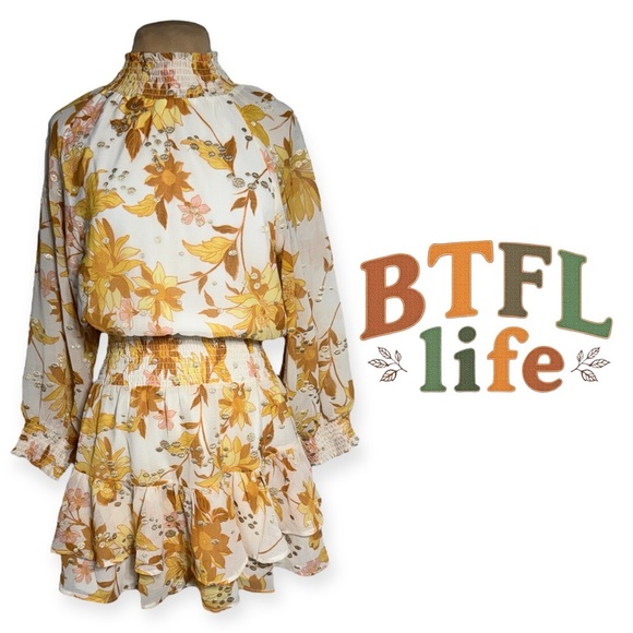 BTFL-life Retro Floral Ambrielle Floral Smocked Long Sleeve Mini Dress Large - Picture 1 of 8